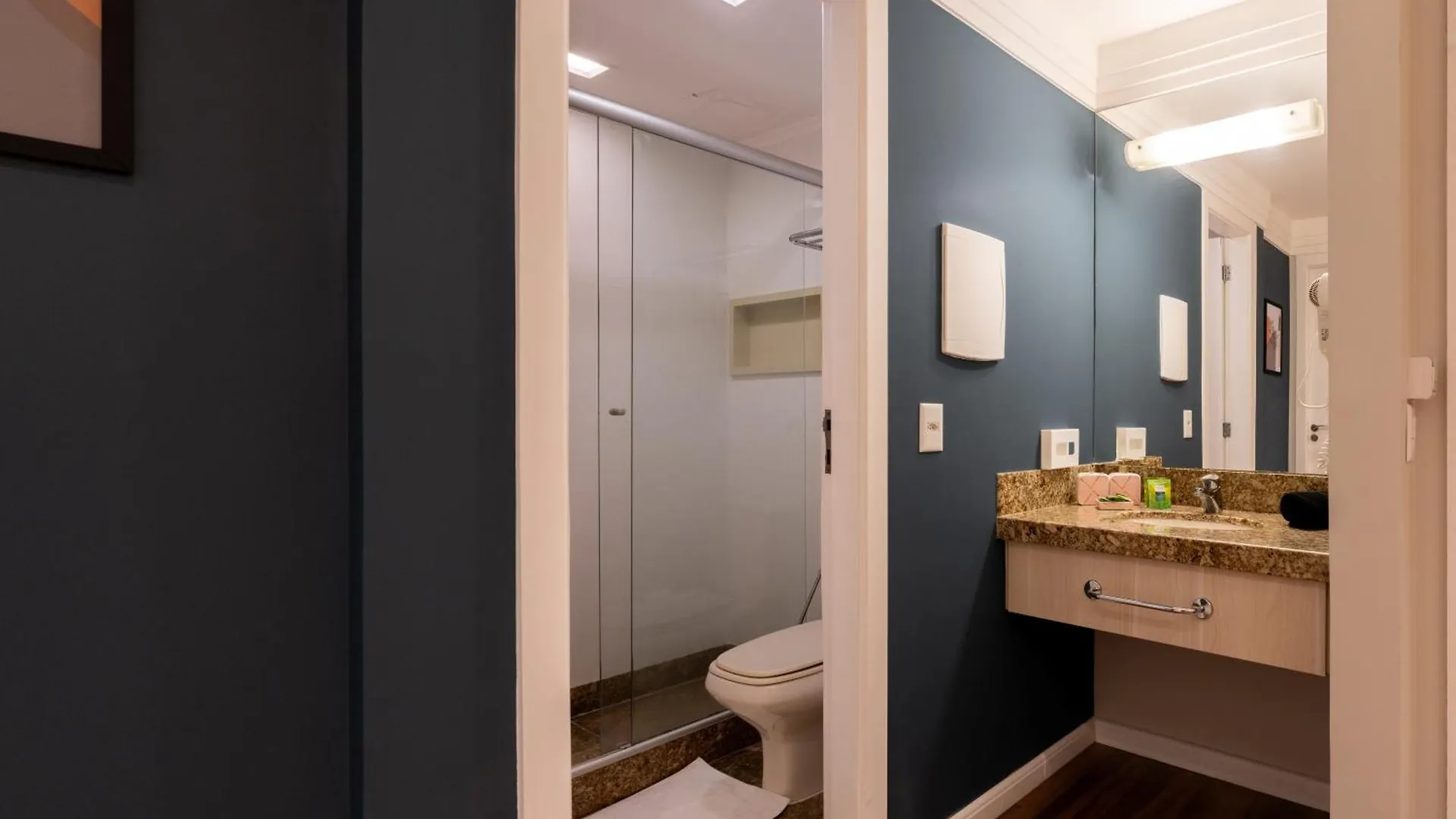 Bsb Stay Torre Flats Particulares - Mercure Lider Shn Brasília 0*,