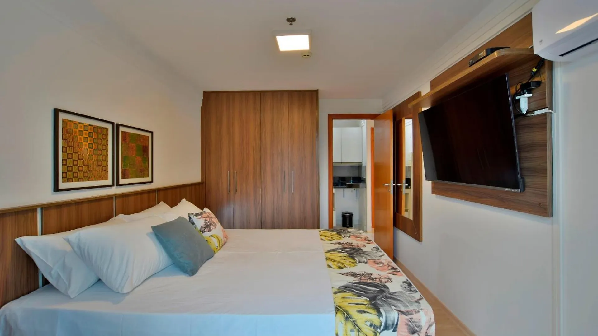 Bsb Stay Torre Flats Particulares - Mercure Lider Shn Brasilia 0*,  Brasile